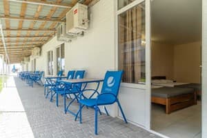 Отель Пляжный отель Санторини. Стандарт трехместный с террасой 4